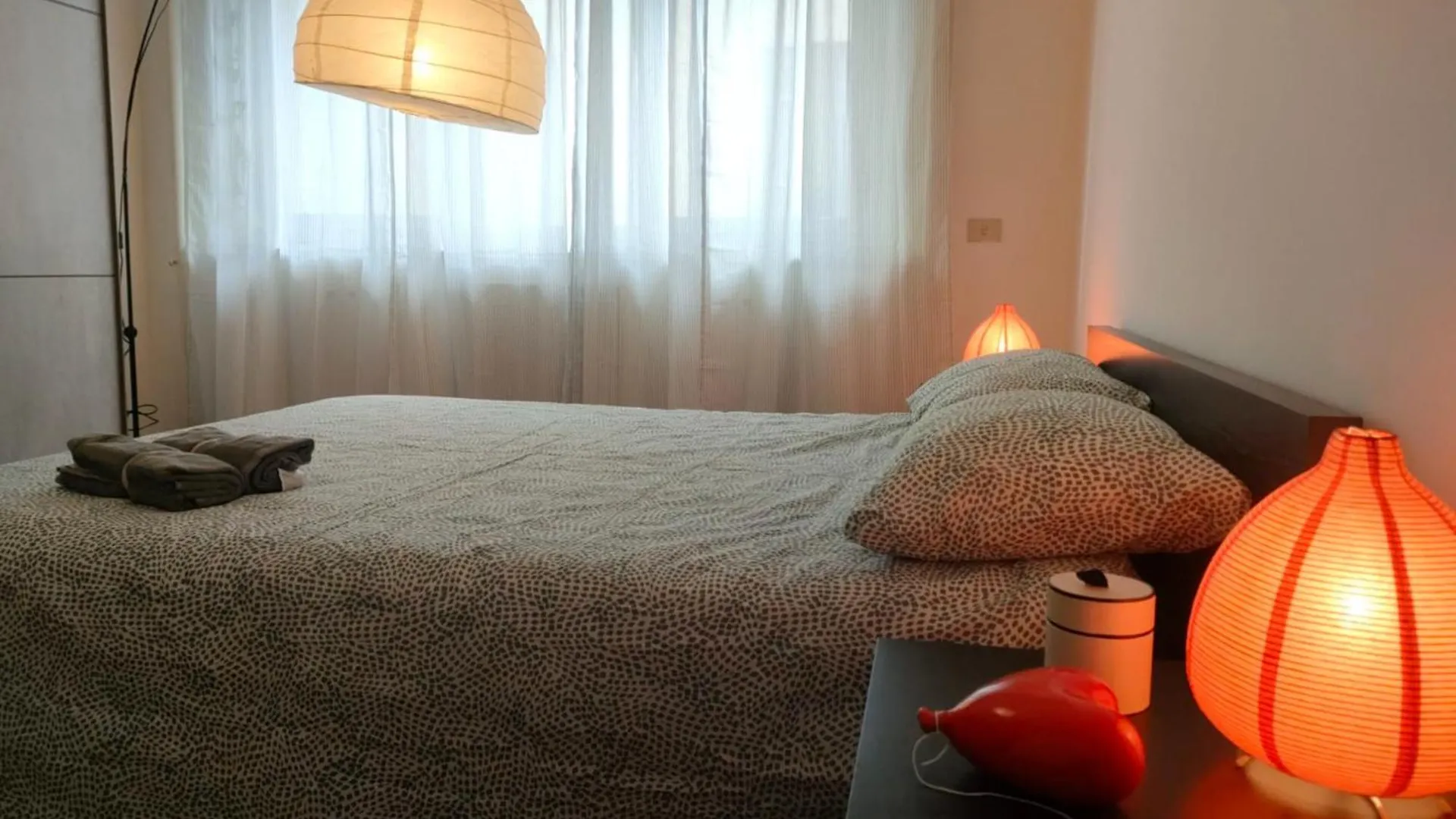 Very Big Apartments At 3 Minutes On Foot From Milan Duomo Square Italy
